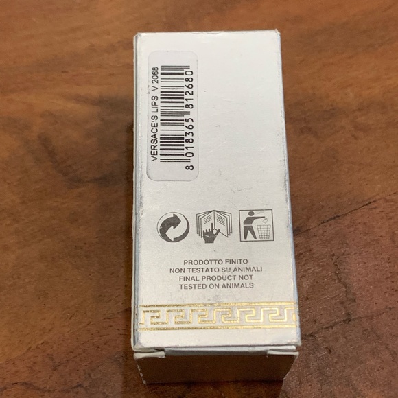 Versace - Picture 6 of 9